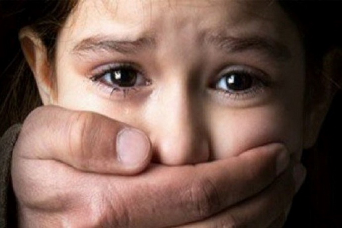 تجاوز به دختر 3 ساله توسط مرد شلخته!